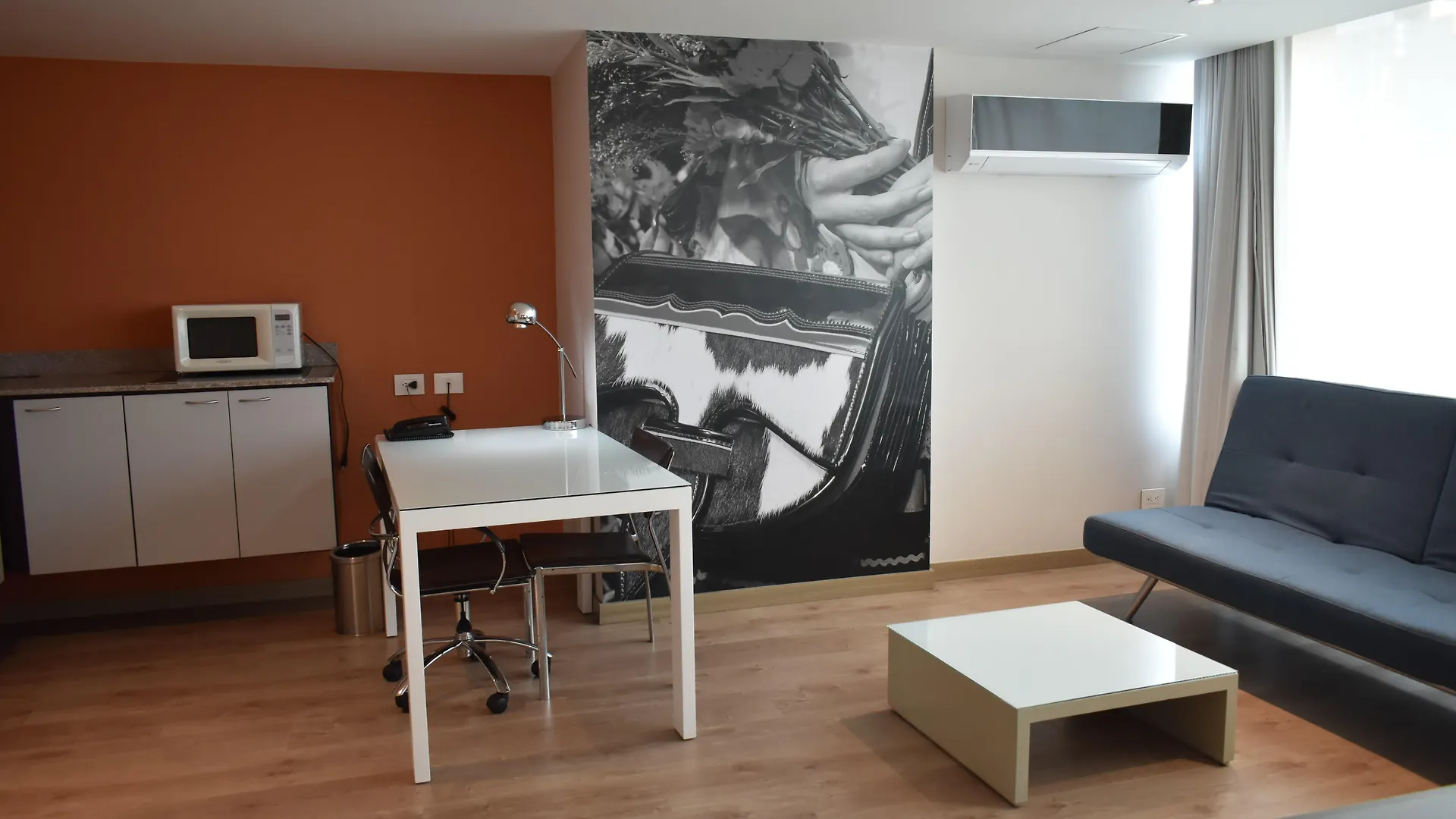 Hotel Holiday Inn Express & Suites Medellin By Ihg