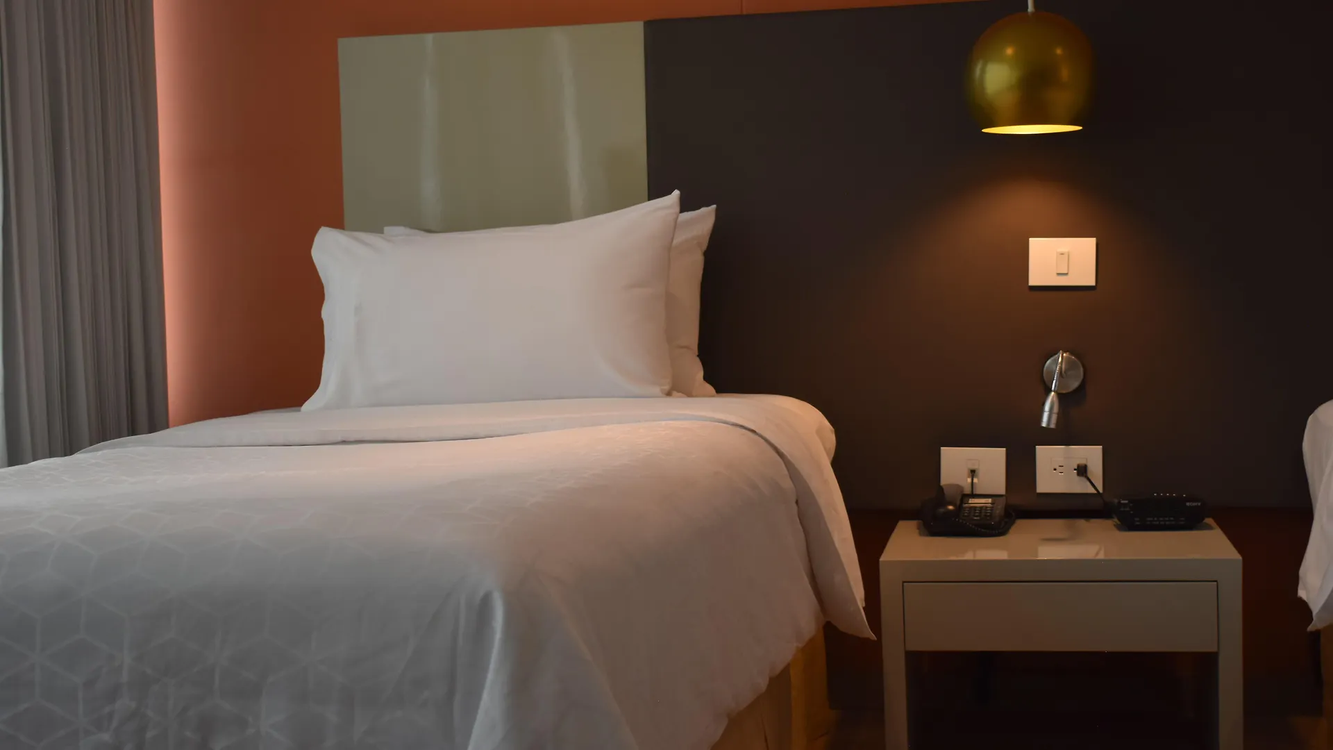 Hotel Holiday Inn Express & Suites Medellin By Ihg