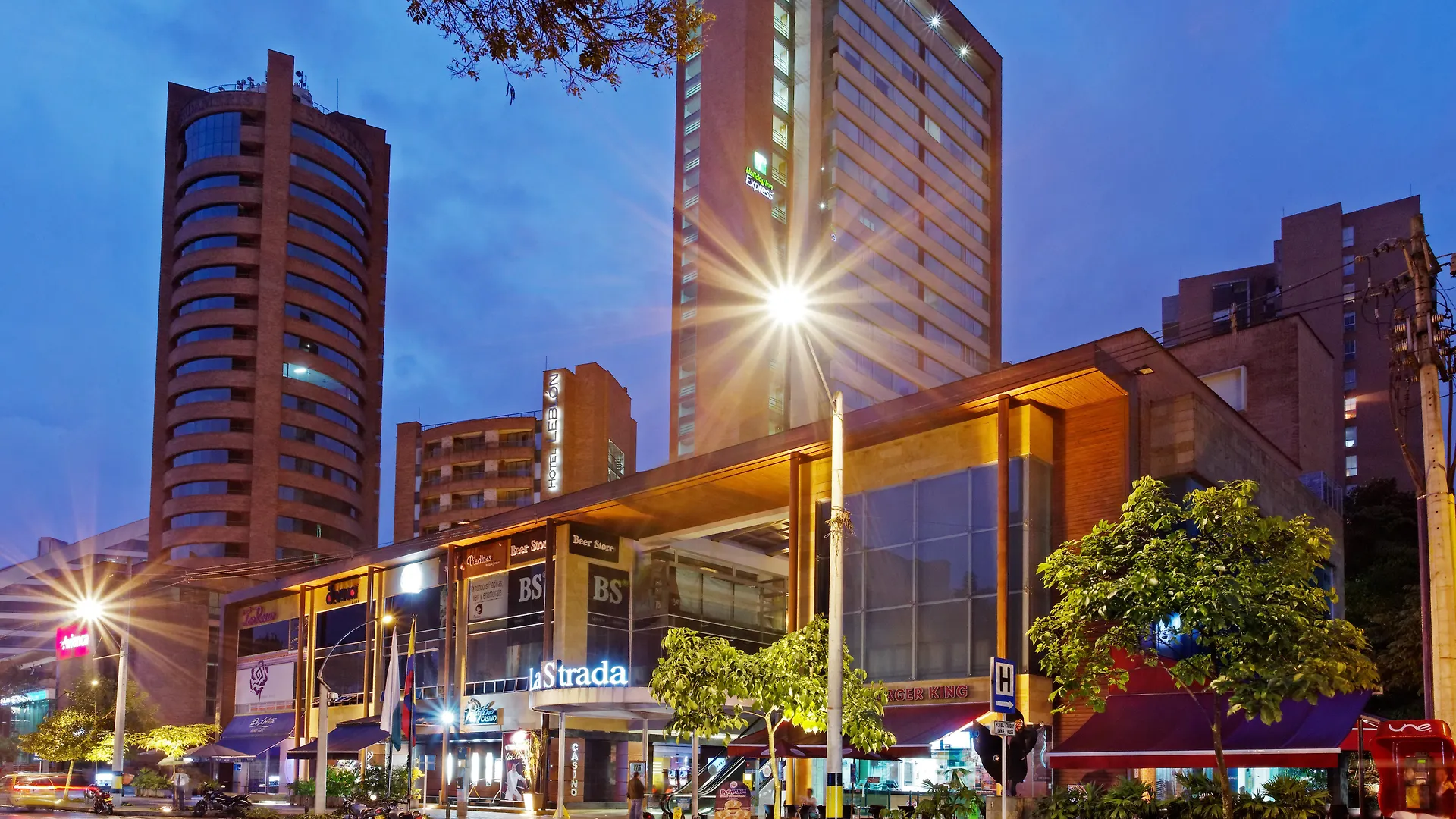 ****  Hotel Holiday Inn Express & Suites Medellin By Ihg Colombia