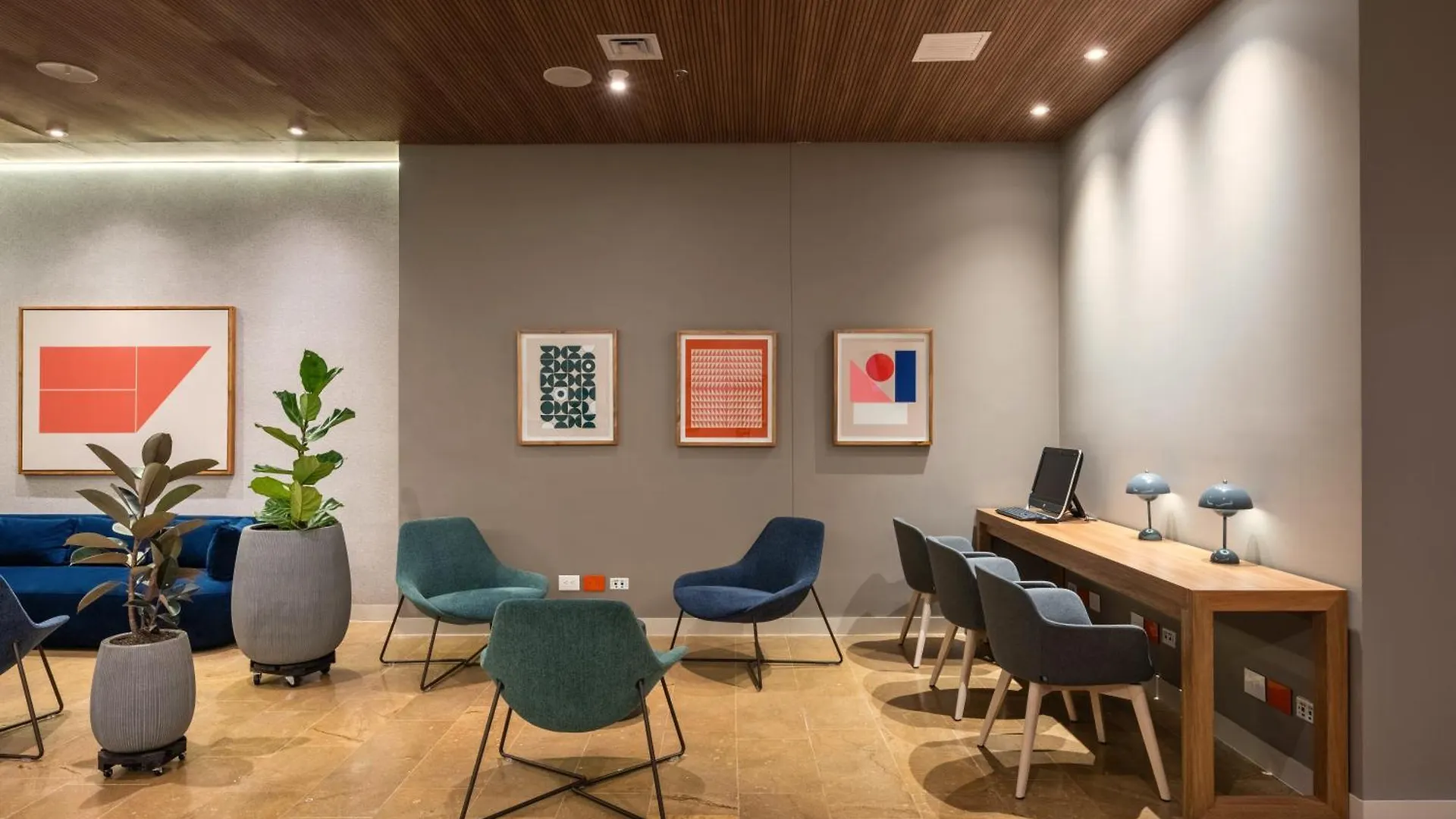 Hotel Holiday Inn Express & Suites Medellin By Ihg