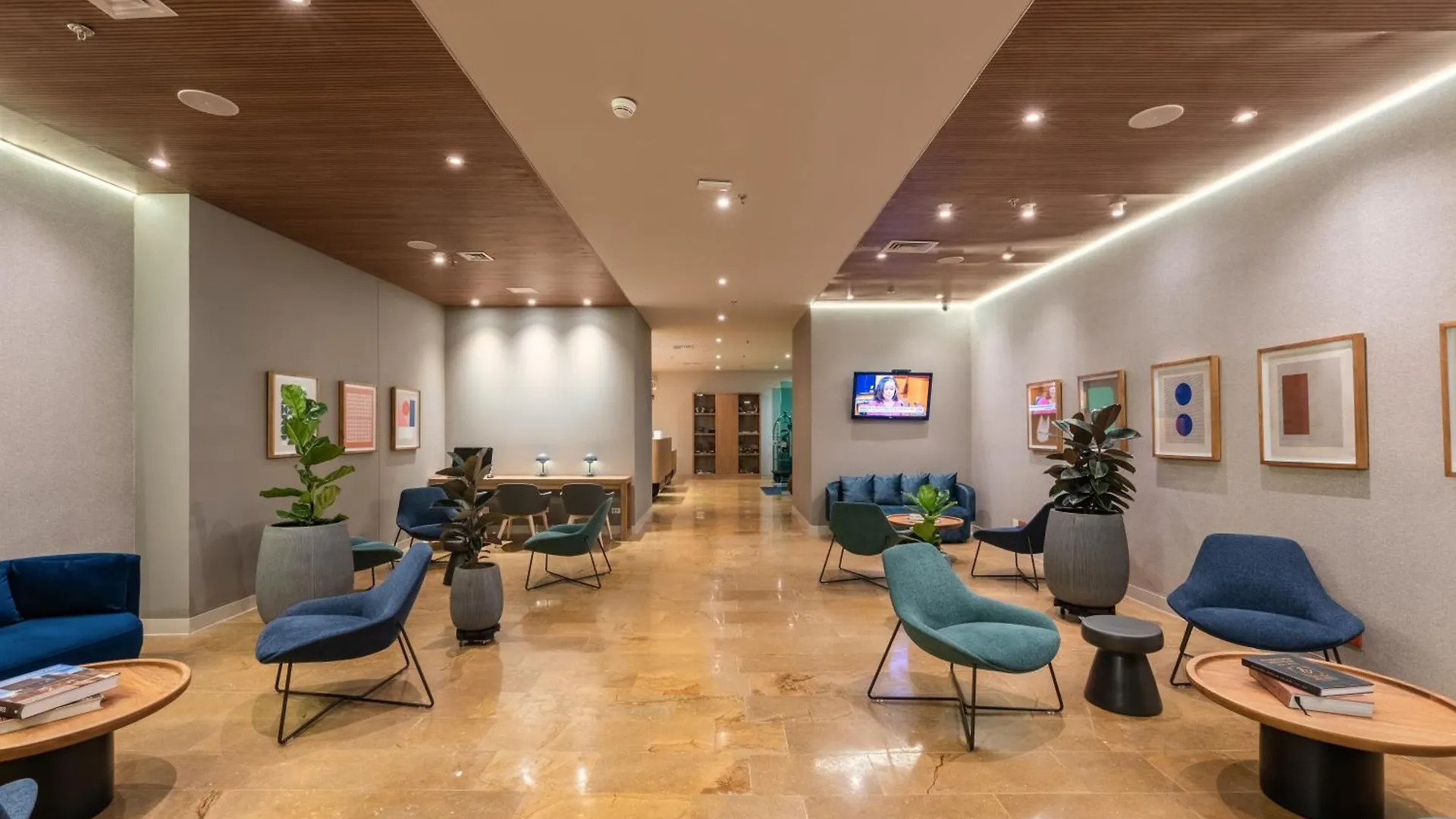 Hotel Holiday Inn Express & Suites Medellin By Ihg Colombia