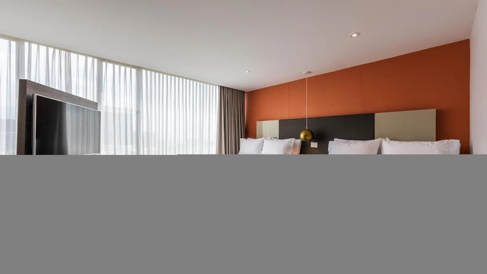 ****  Hotel Holiday Inn Express & Suites Medellin By Ihg Colombia