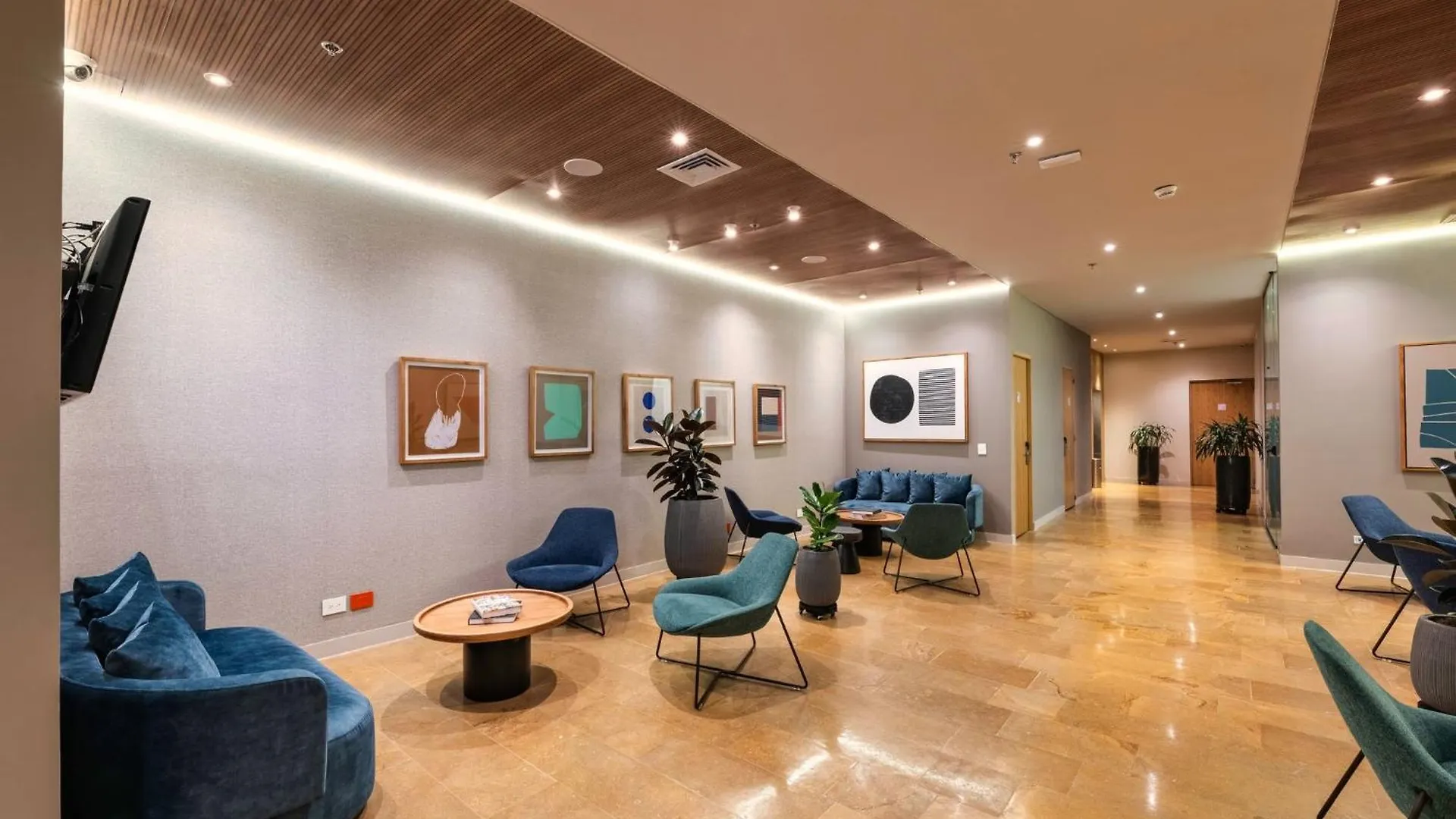 Hotel Holiday Inn Express & Suites Medellin By Ihg