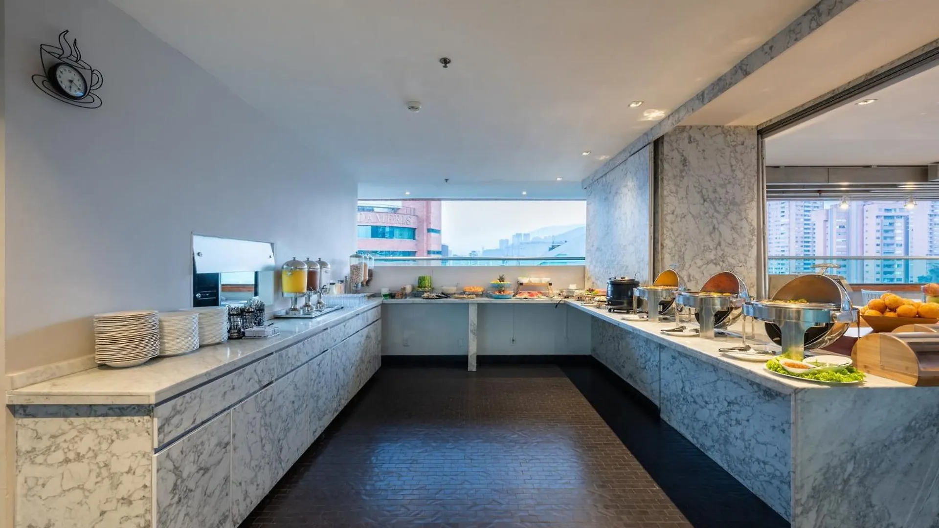 Hotel Holiday Inn Express & Suites Medellin By Ihg