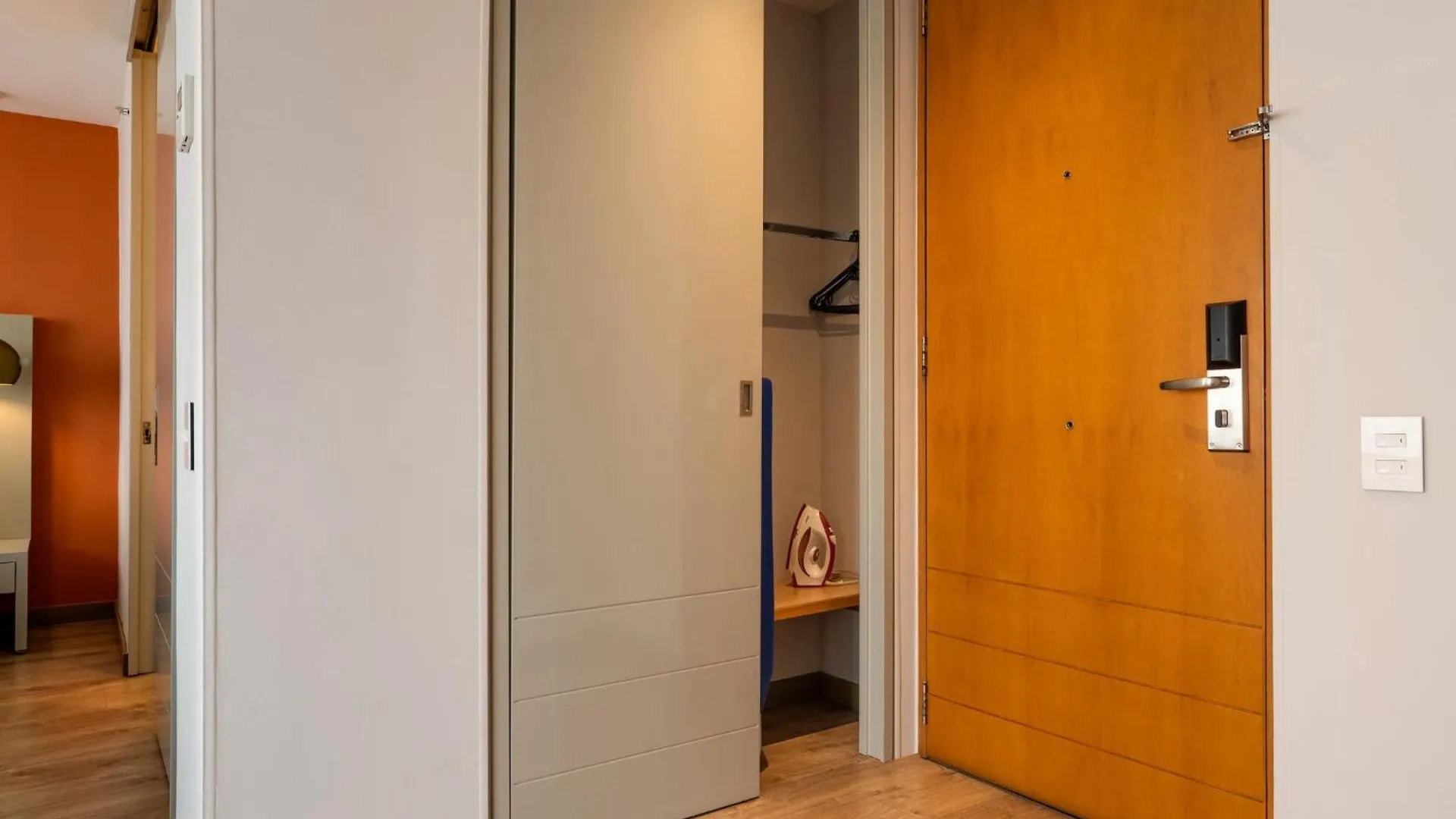 Hotel Holiday Inn Express & Suites Medellin By Ihg