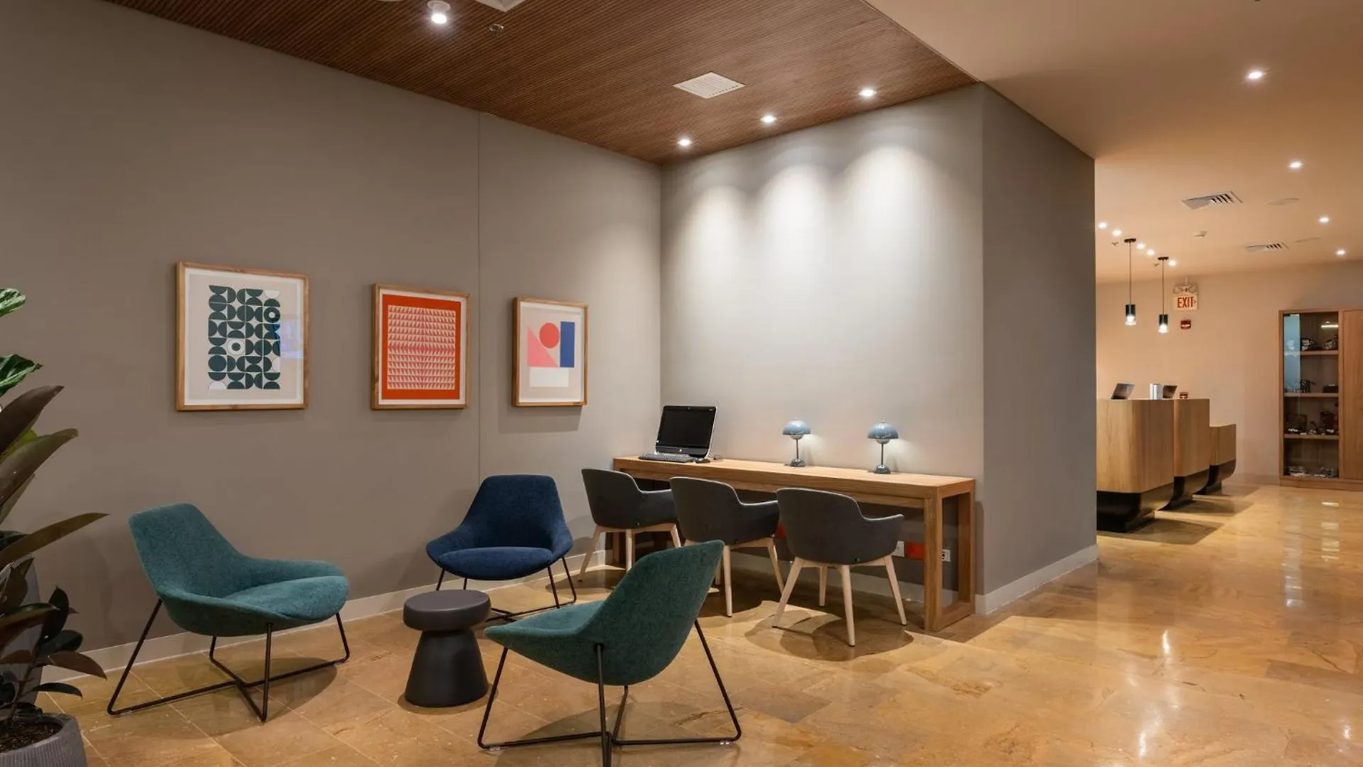 Hotel Holiday Inn Express & Suites Medellin By Ihg