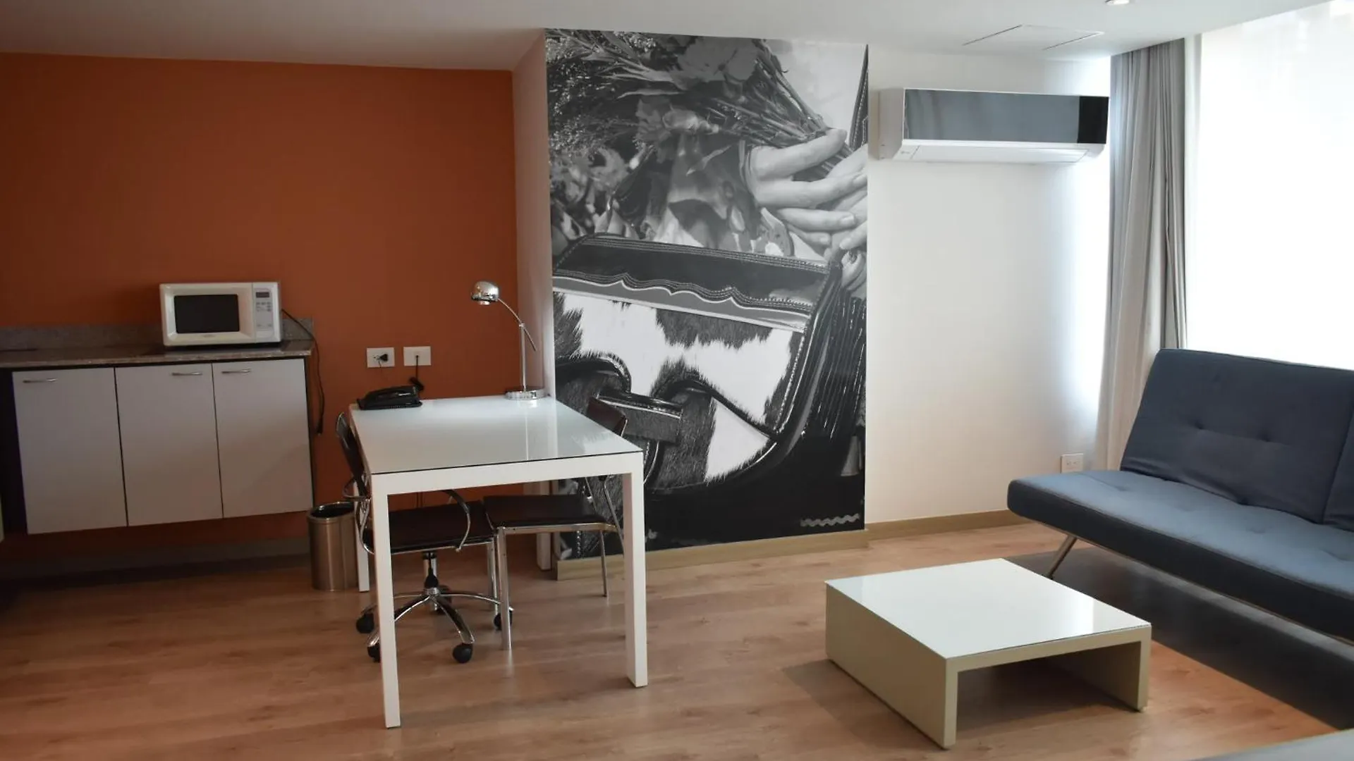 Hotel Holiday Inn Express & Suites Medellin By Ihg Colombia