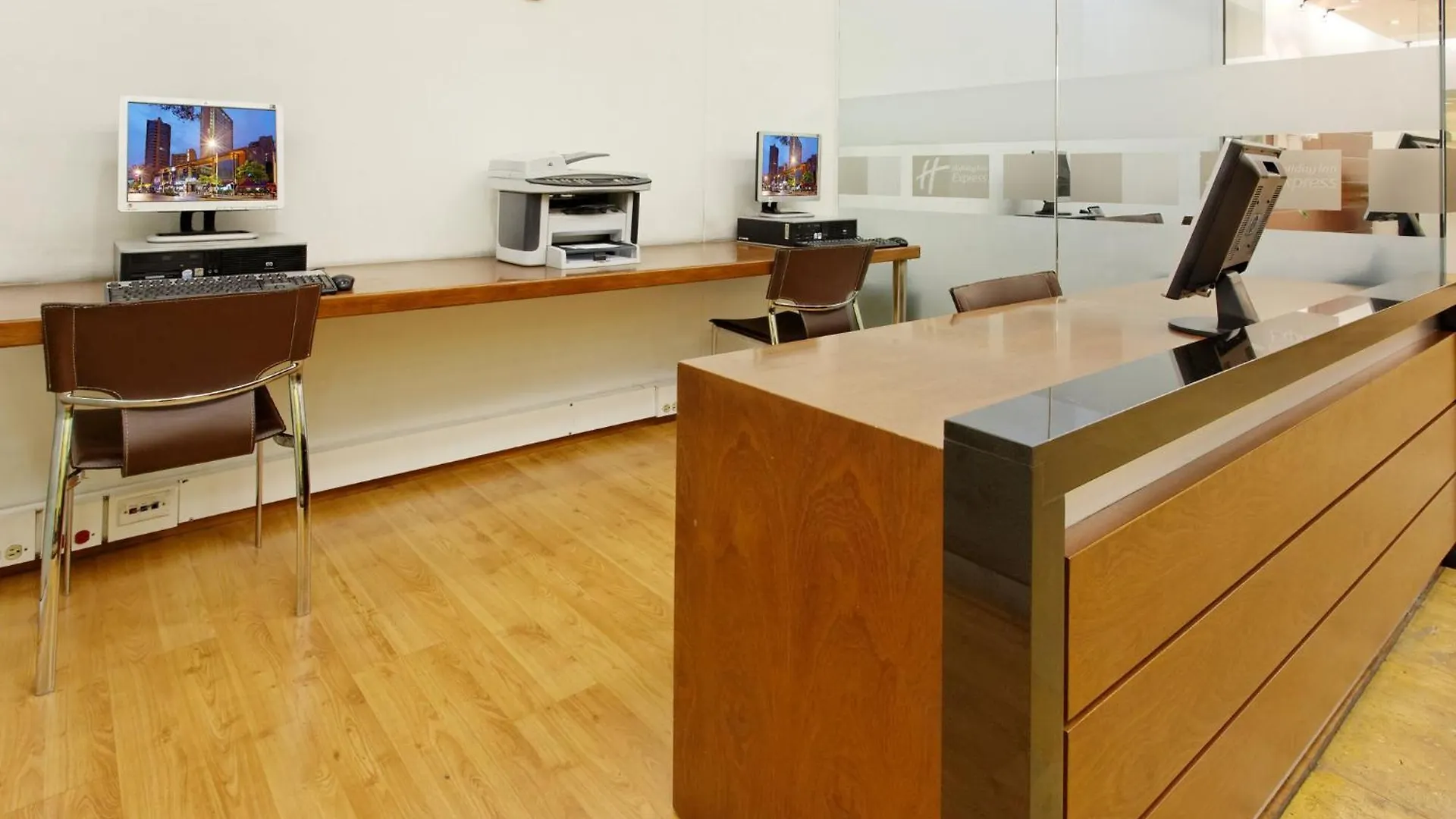 Hotel Holiday Inn Express & Suites Medellin By Ihg